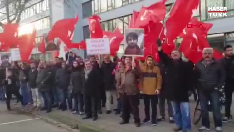 Alman polisinin öldürdüğü Türk vatandaşı için protesto