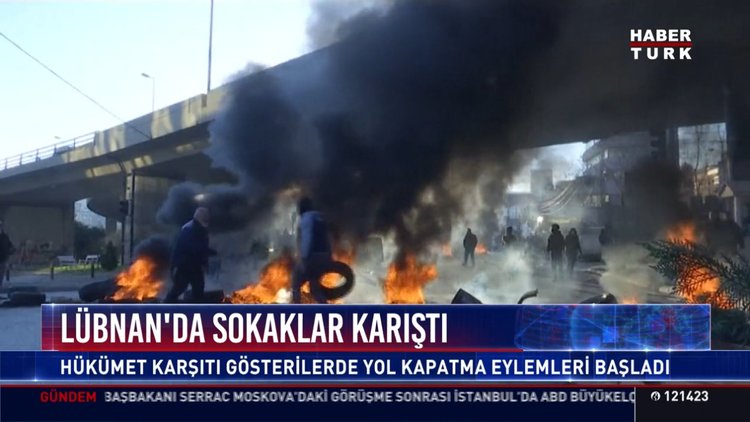 Lübnan'da sokaklar karıştı