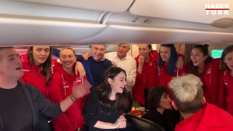 Filenin Sultanları Baba Parası oyuncuları ile gökyüzünde buluştu