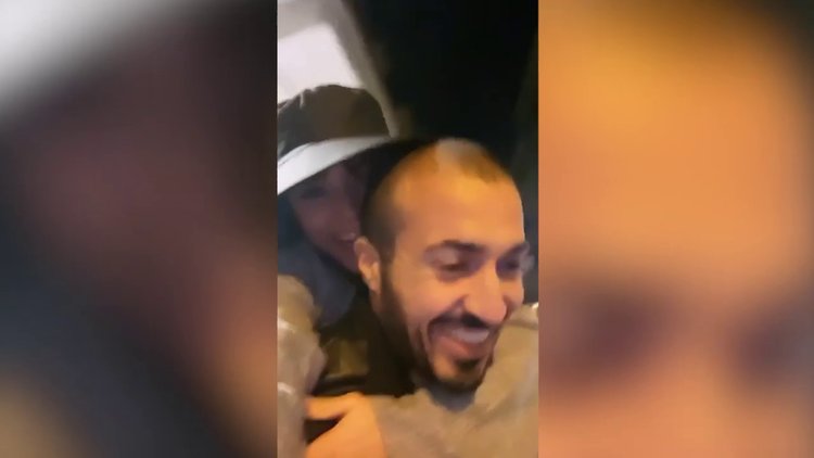 "Beni seviyorsan sırtında taşırsın"