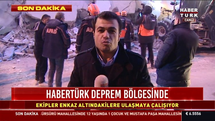 Enkaz altından ekiplerle konuştu