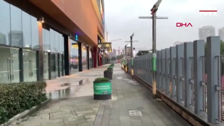 Çin'de Koronavirüs paniği AVM ve sokaklar bomboş