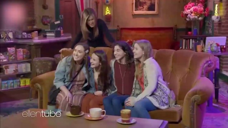 Jennifer'dan Frends hayranlarına sürpriz