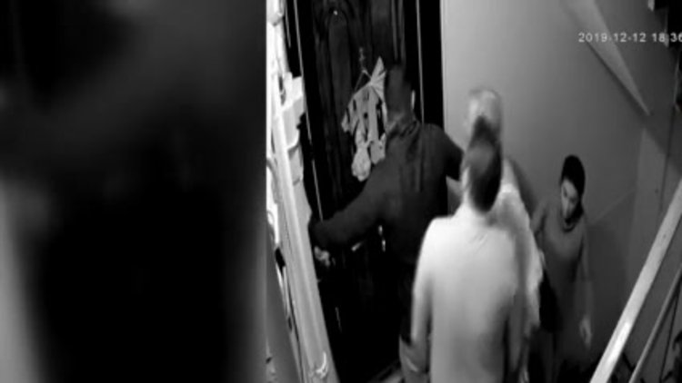 Bakırköy'de komşularına sladıran baba ve 2 oğlu hakkında 11 yıla kadar hapis istendi