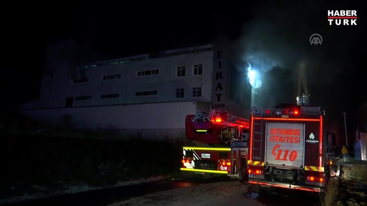 Esenyurt'ta fabrika yangını!