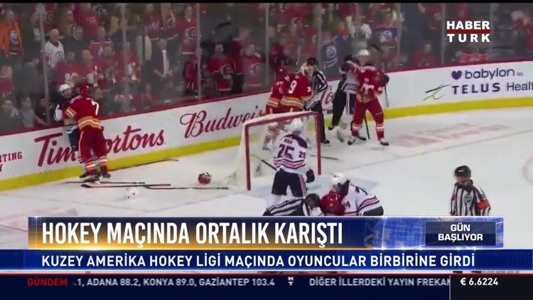 Hokey maçında ortalık karıştı