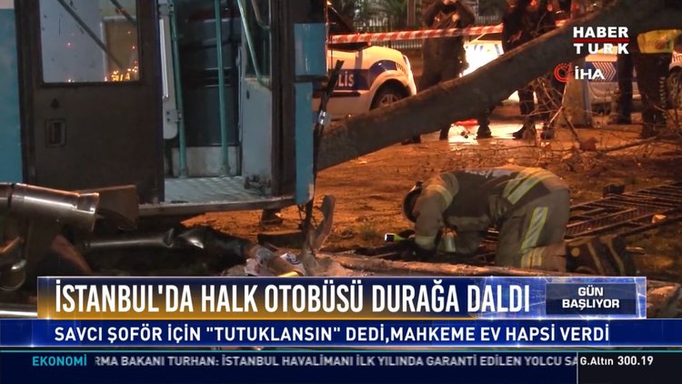 İstanbul'da halk otobüsü durağa daldı