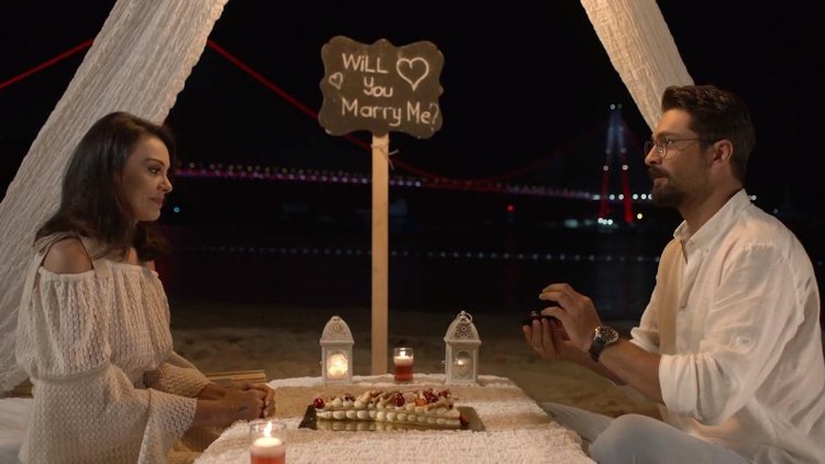 Ağır Romantik Fragman