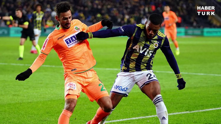 Fenerbahçe: 1 - Alanyaspor: 1 | MAÇ SONUCU Tartışılan penaltı pozisyonu