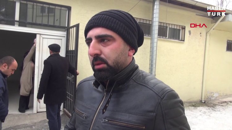 Samet sinemaya gitmek için evden çıktı, bıçaklanarak öldürüldü