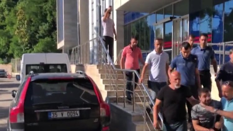 Kız arkadaşını denize atarak boğulmasını izlemiş