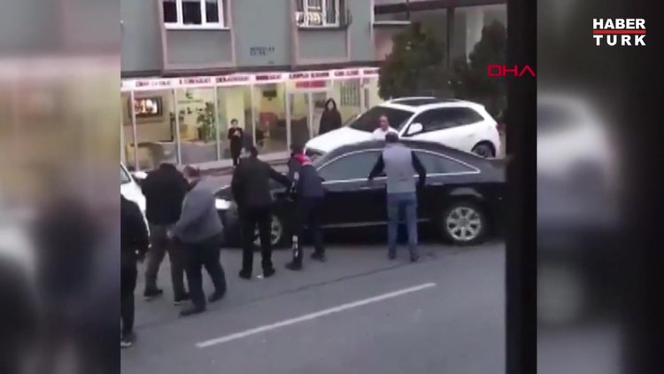 İstanbul'da park yeri tartışmasında korku dolu anlar