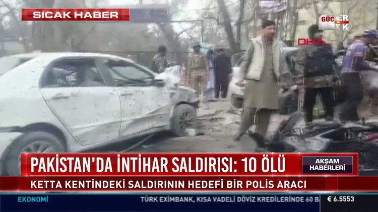Pakistan'da intihar saldırısı: 10 ölü