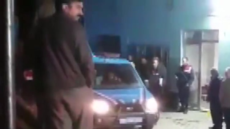 İzmir'de kahvehaneye silahlı baskın: 3 yaralı