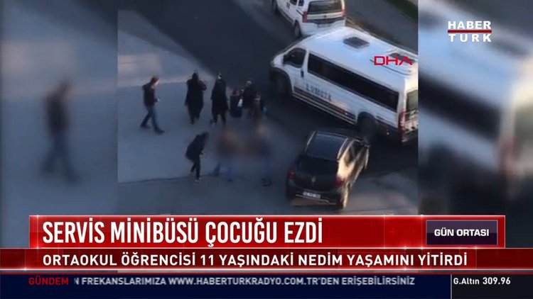 Servis minibüsü çocuğu ezdi