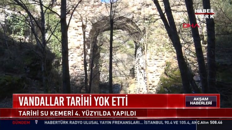 Vandallar tarihi yok etti