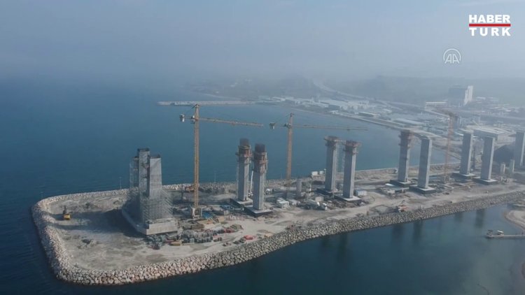 1915 Çanakkale Köprüsü'nde kırmızı beyaz kulelerin yarısından fazlası tamamlandı