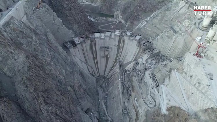 Yusufeli Barajı'nın dörtte üçü tamamlandı