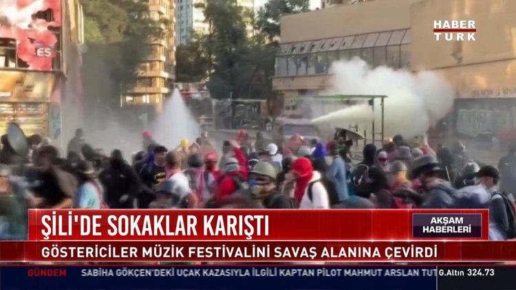 Şili'de sokaklar karıştı