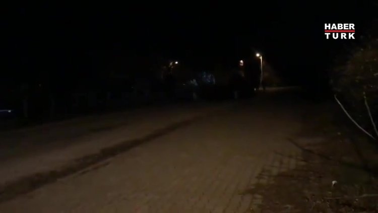 Mülteciler Avrupa'ya geçmek için sınır kapılarına hareket etti