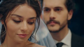 Ertan ve Firuze'nin nikah kutlamasında gizli saklı sırlar birer birer ortaya çıkıyor!