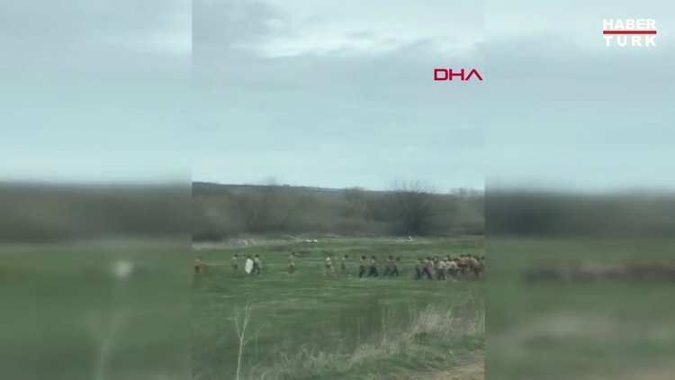 Yunan askerleri, dövdüğü göçmenleri çıplak gönderdi