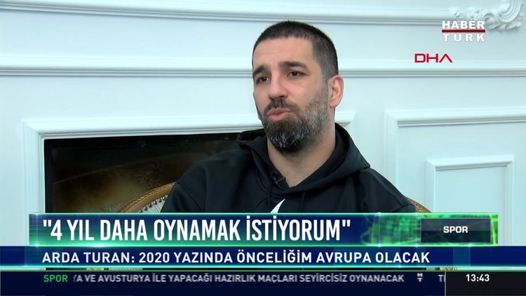 ''4 yıl daha oynamak istiyorum'
