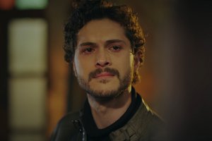 “İçimdeki seni söküp atmaya çalışıyorum”