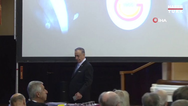 Galatasaray divanında protesto