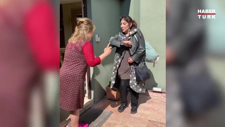 Melek Baykal ile Sahrap Soysal'dan koronavirüs önlemi