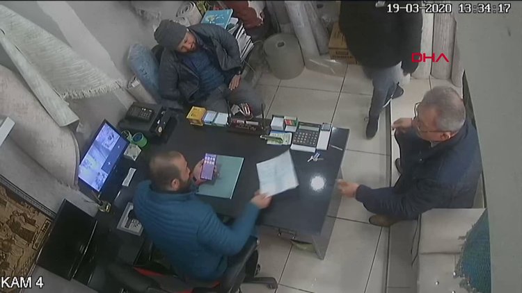 Hapşırınca herkes panikledi, o anlar güvenlik kamerasına yansıdı