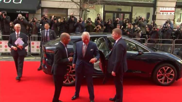 Prens Charles'ta koronavirüs tespit edildi!