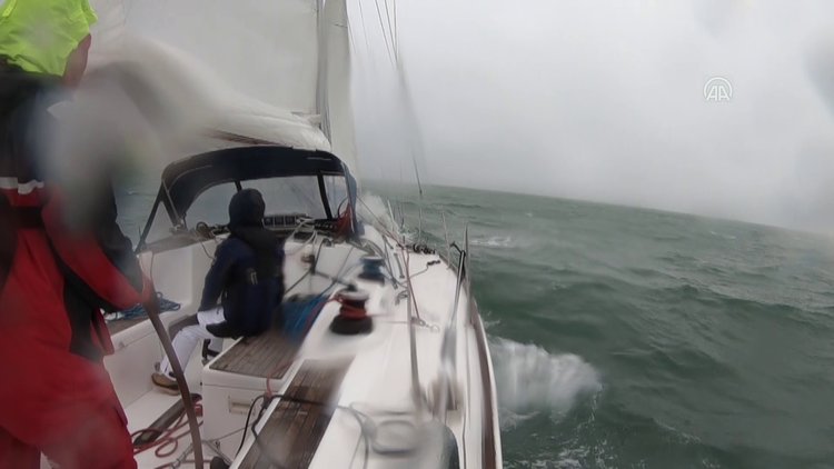 İki Türk denizci Portekiz'de koronavirüs nedeniyle karantinada