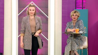 Takımlar yeni gelin saç ve makyajı yapmak için yarıştı.