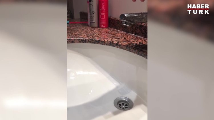 Yıldız Tilbe: Ellerimi yıkıyorum