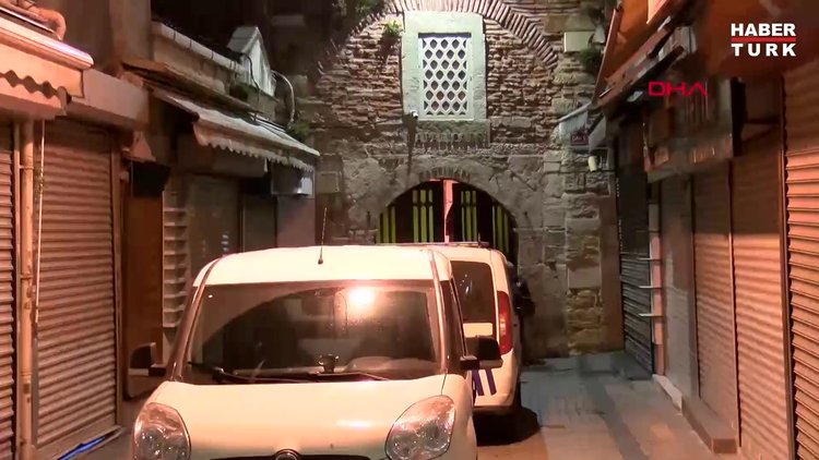 FATİH'TE TARİHİ KAPALI ÇARŞIDA KUYUMCU SOYGUNU