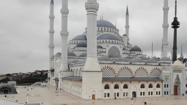 Diyanet'ten cuma namazı açıklaması!