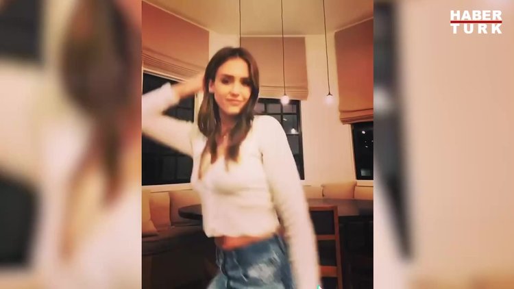 Jessica Alba da o akıma uydu