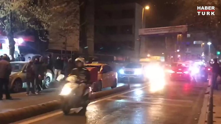 İstanbul Gülbağ'da insanlar marketlere akın etti