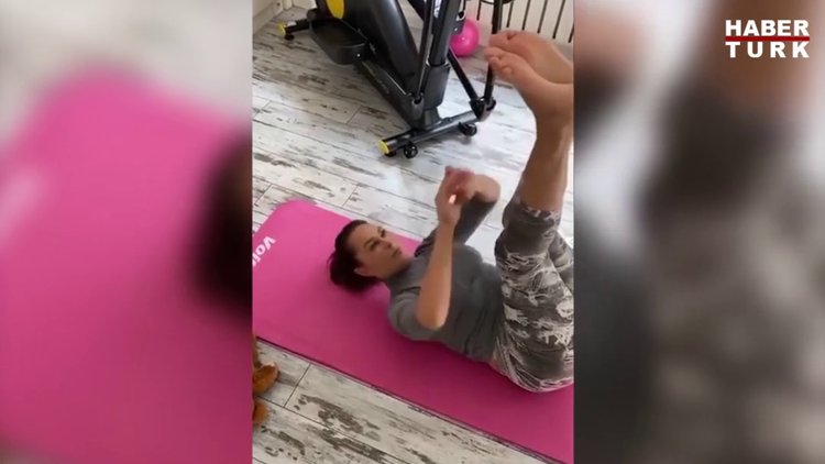 Hülya Avşar, Ronaldo'ya meydan okudu