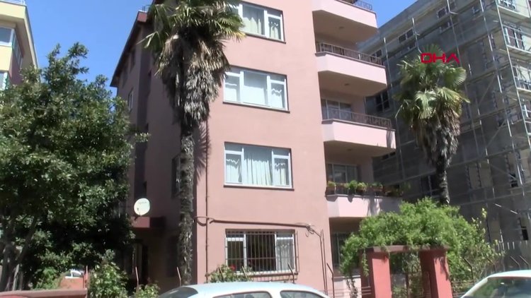 Bakırköy'de siparişe gelen kurye yaşlı kadını boğarak öldürdü