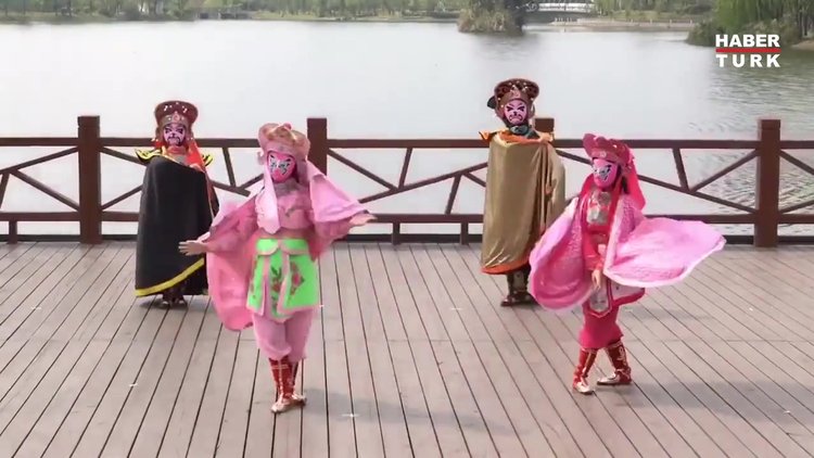 Çin'den Türk çocuklarına bayram mesaj !