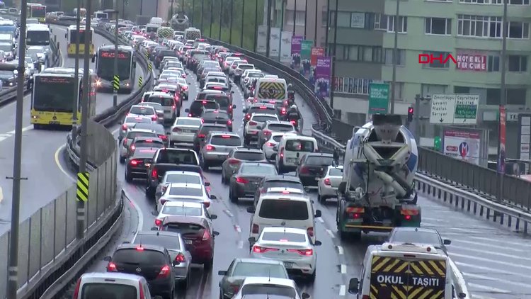 İstanbul trafiğinde uzun süre sonra bir ilk