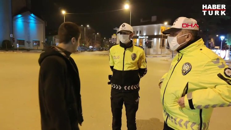Kısıtlamada sokağa çıkan genç: Babam beni fırça sapıyla dövdü, evden kaçtım