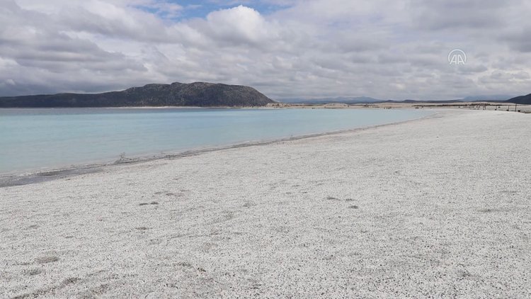 Usulsüz kum alınan "Türkiye'nin Maldivleri" eski görüntüsüne kavuşturuldu