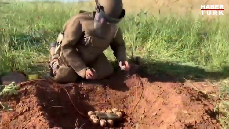 Suriye sınırında bir ayda 118 mayın imha edildi