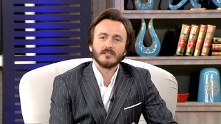 İlahiyatçı Dr. Kamil Yaşaroğlu İslam'da adaletin önemini ve Hz. Peygamber'in adaletle ilgili hadislerle ortaya koydu.