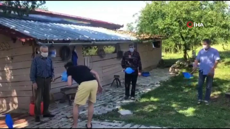Böyle bayramlaşma görülmedi