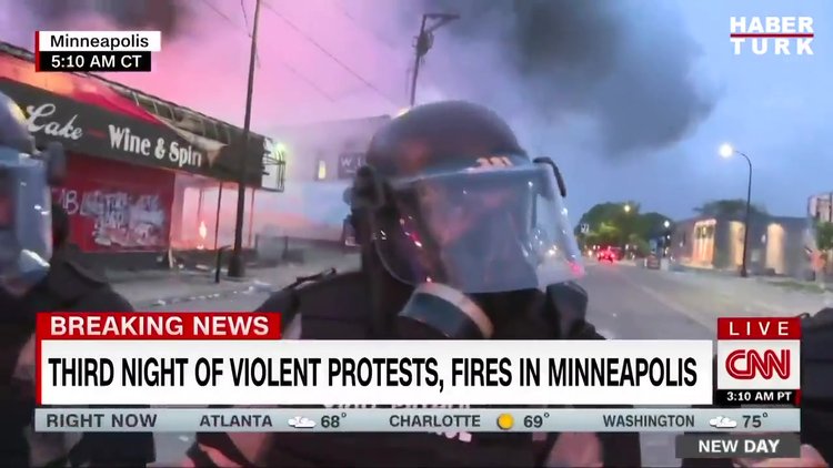 CNN muhabirine canlı yayında gözaltı!