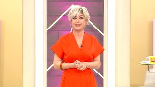 Takımlar saçlarda taze floraller ve floral makyaj yapmak için yarıştı.